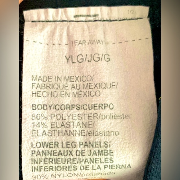 Black Under Armour leggings and mesh at the bottom in great condition. - Picture 4 of 4